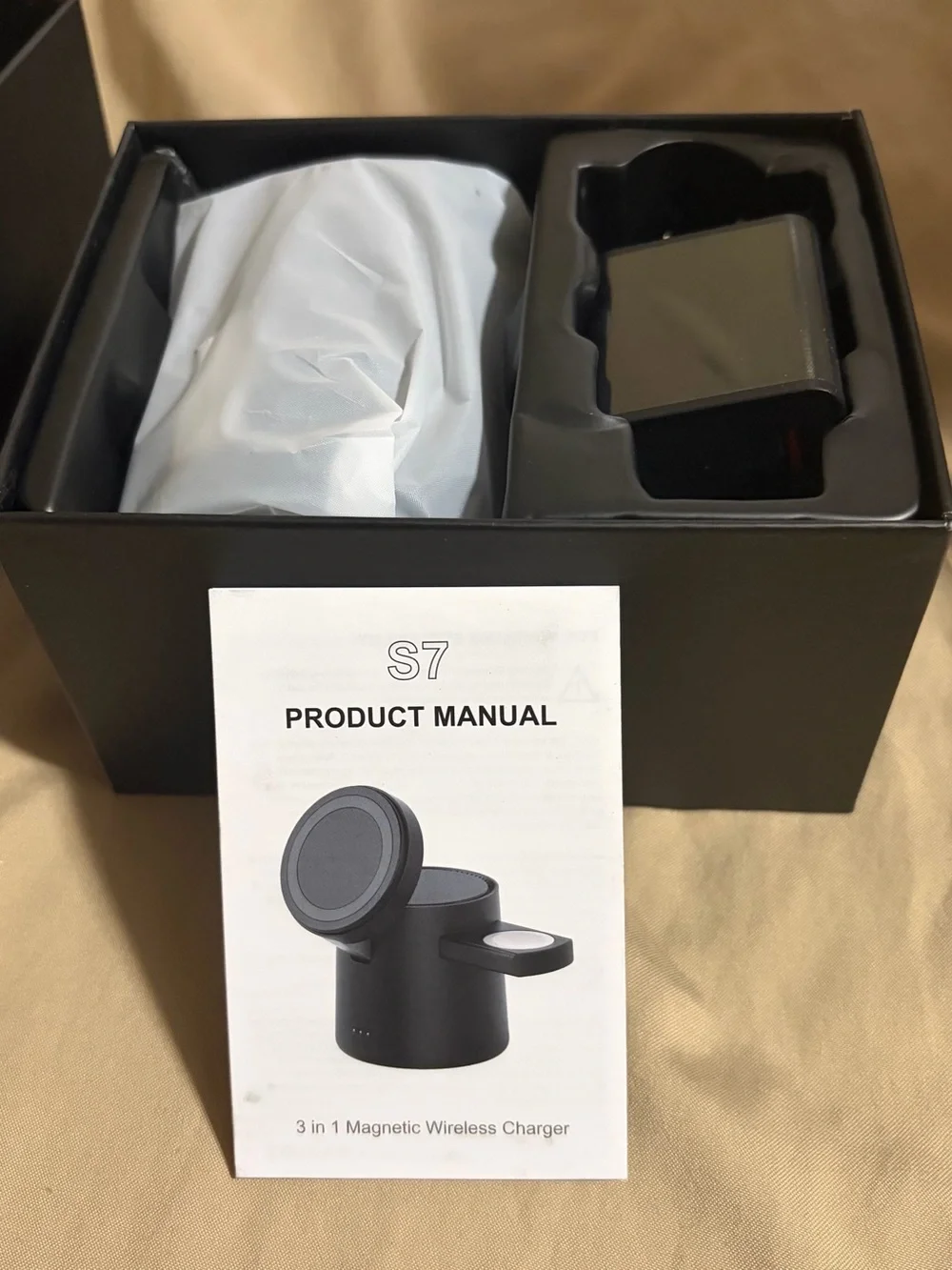 Source Unknown Black 3-in-1 Magnetic Wireless Charging Pad